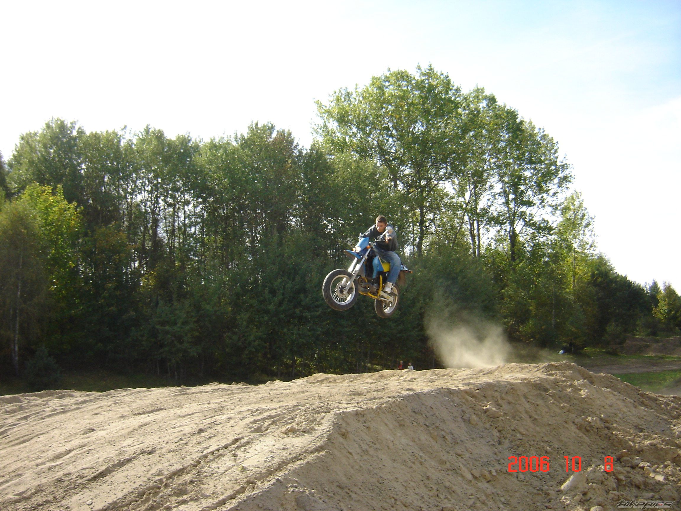 Photo 696833