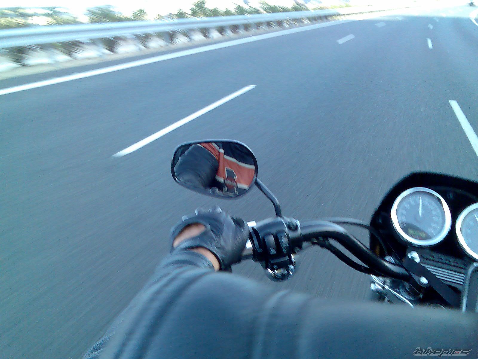 Photo 697378