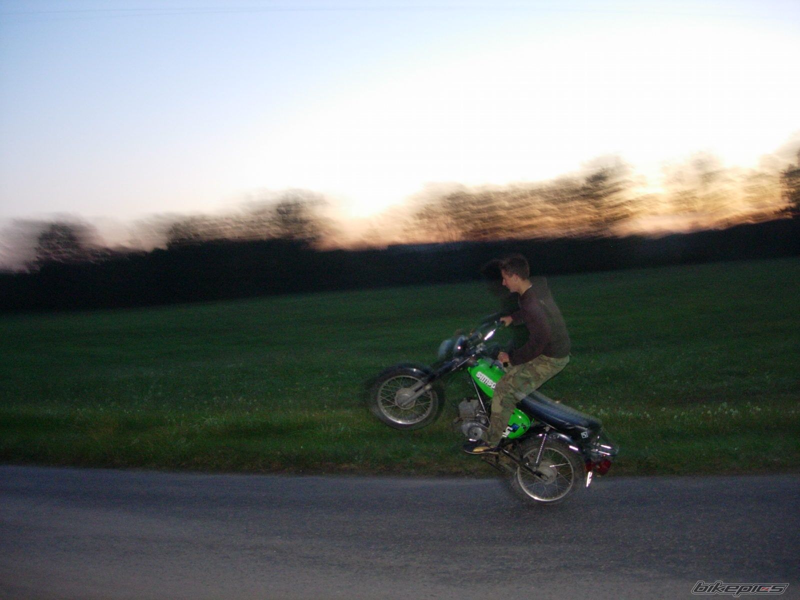 Photo 697500