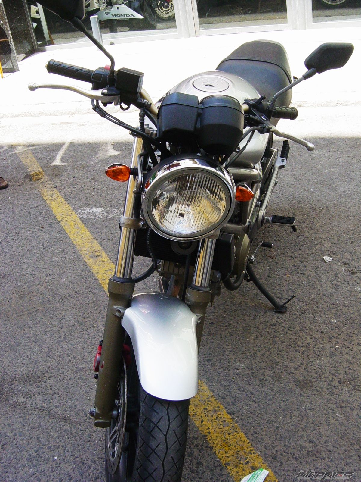 Photo 697668