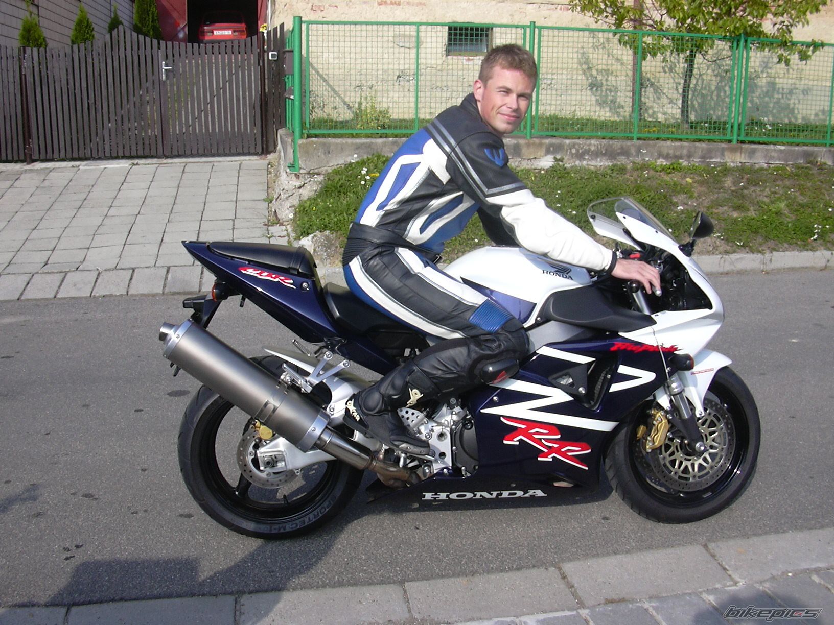 Bike Photo 697754