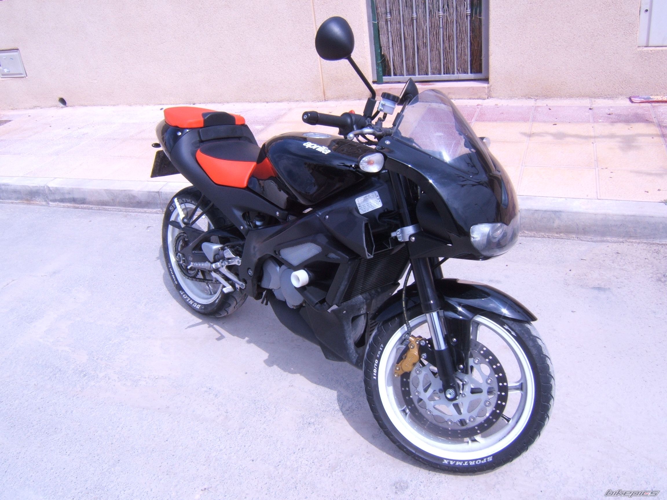 Photo 698369