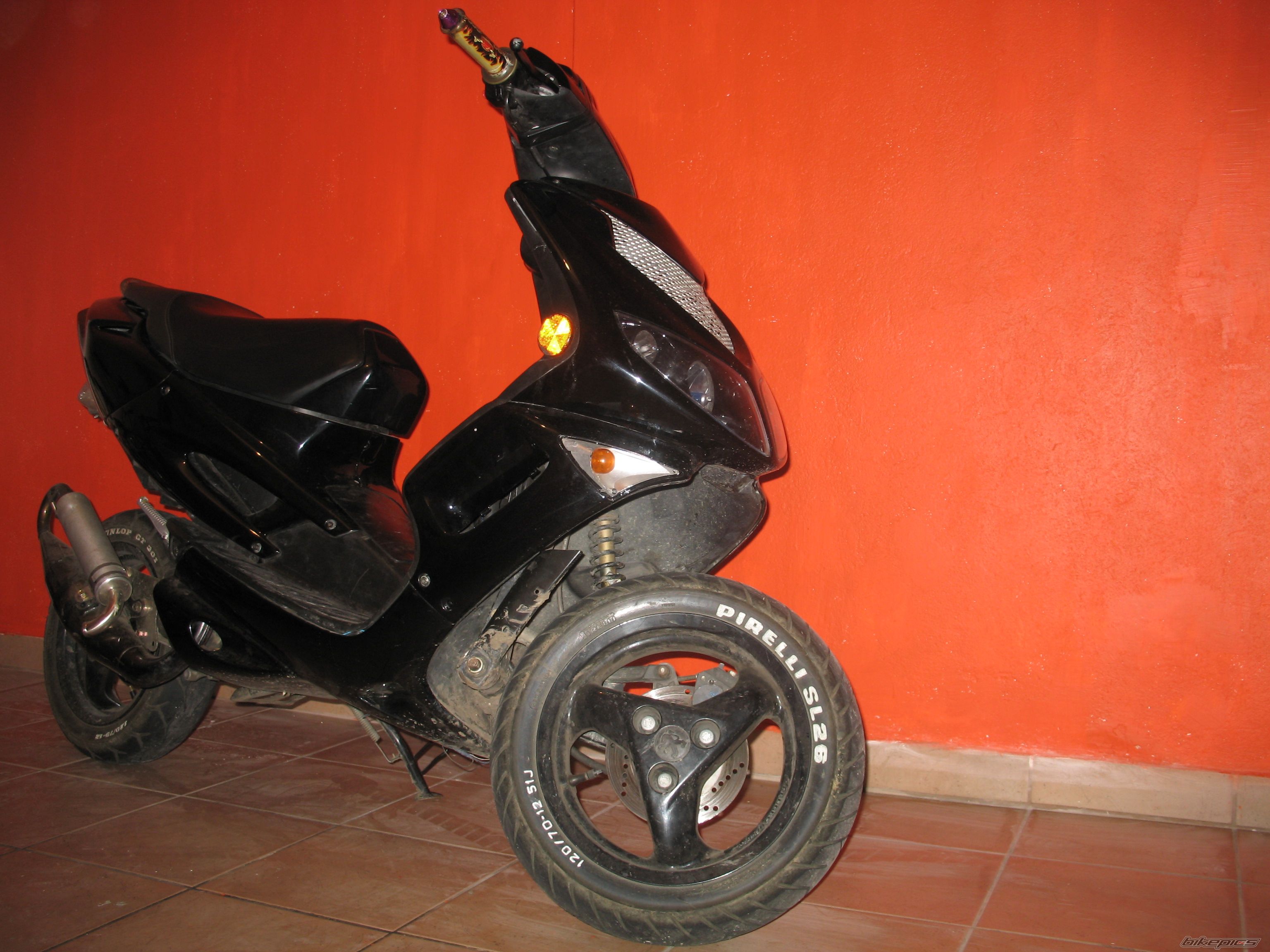Photo 698373