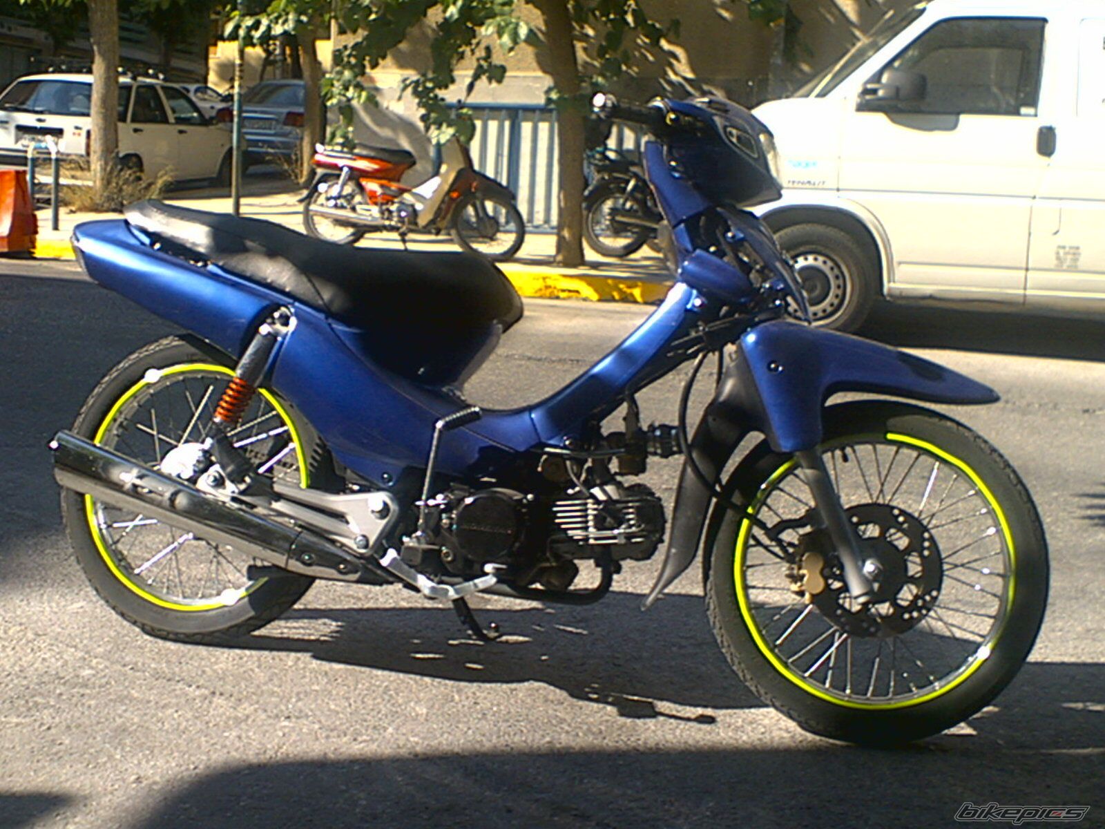 Photo 698460