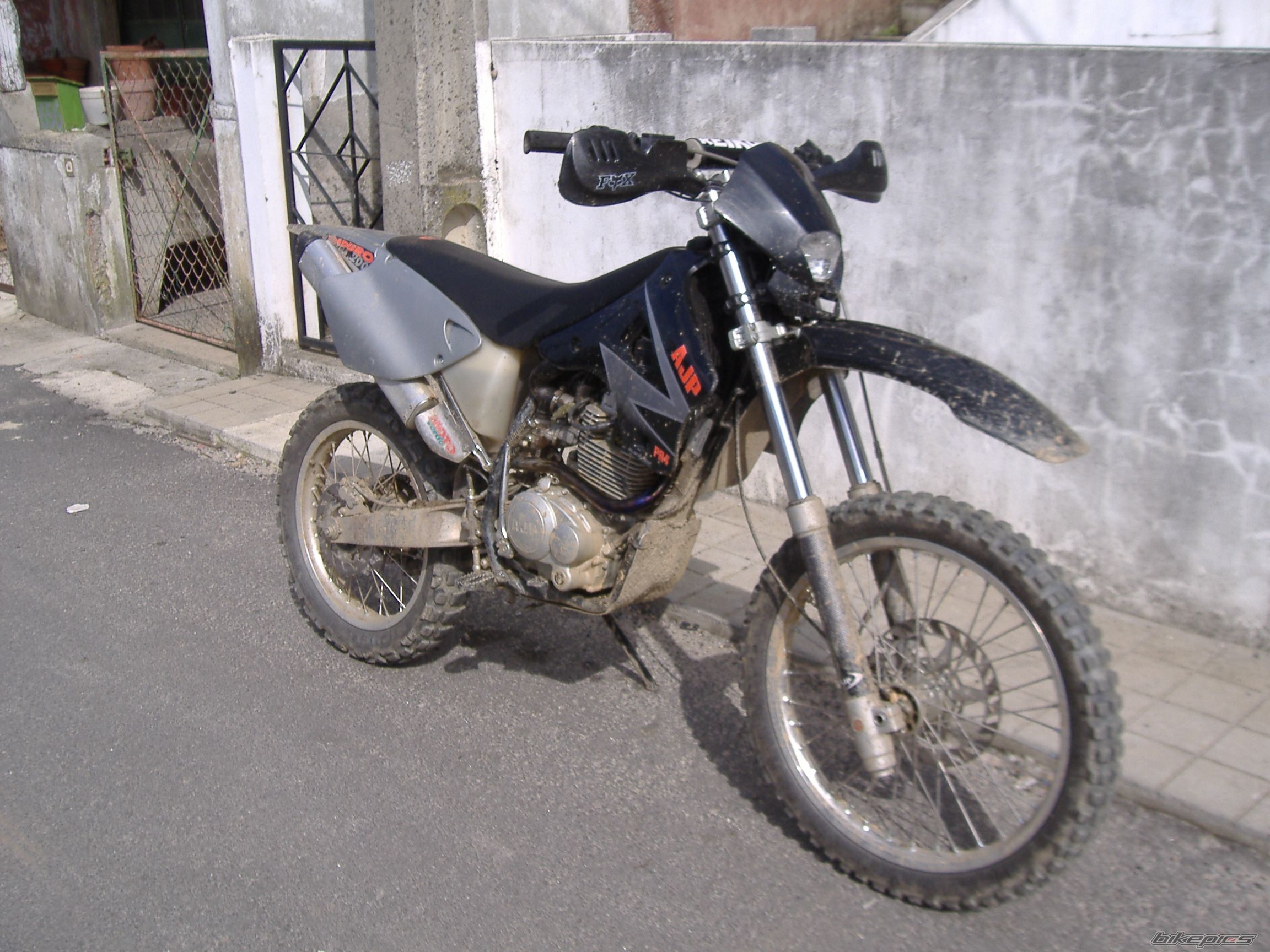 Bike Photo 698499
