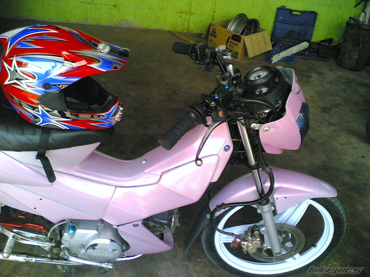Photo 698630
