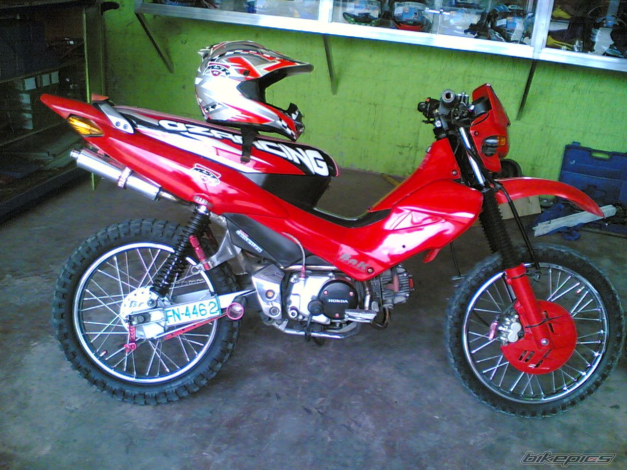 Photo 698634