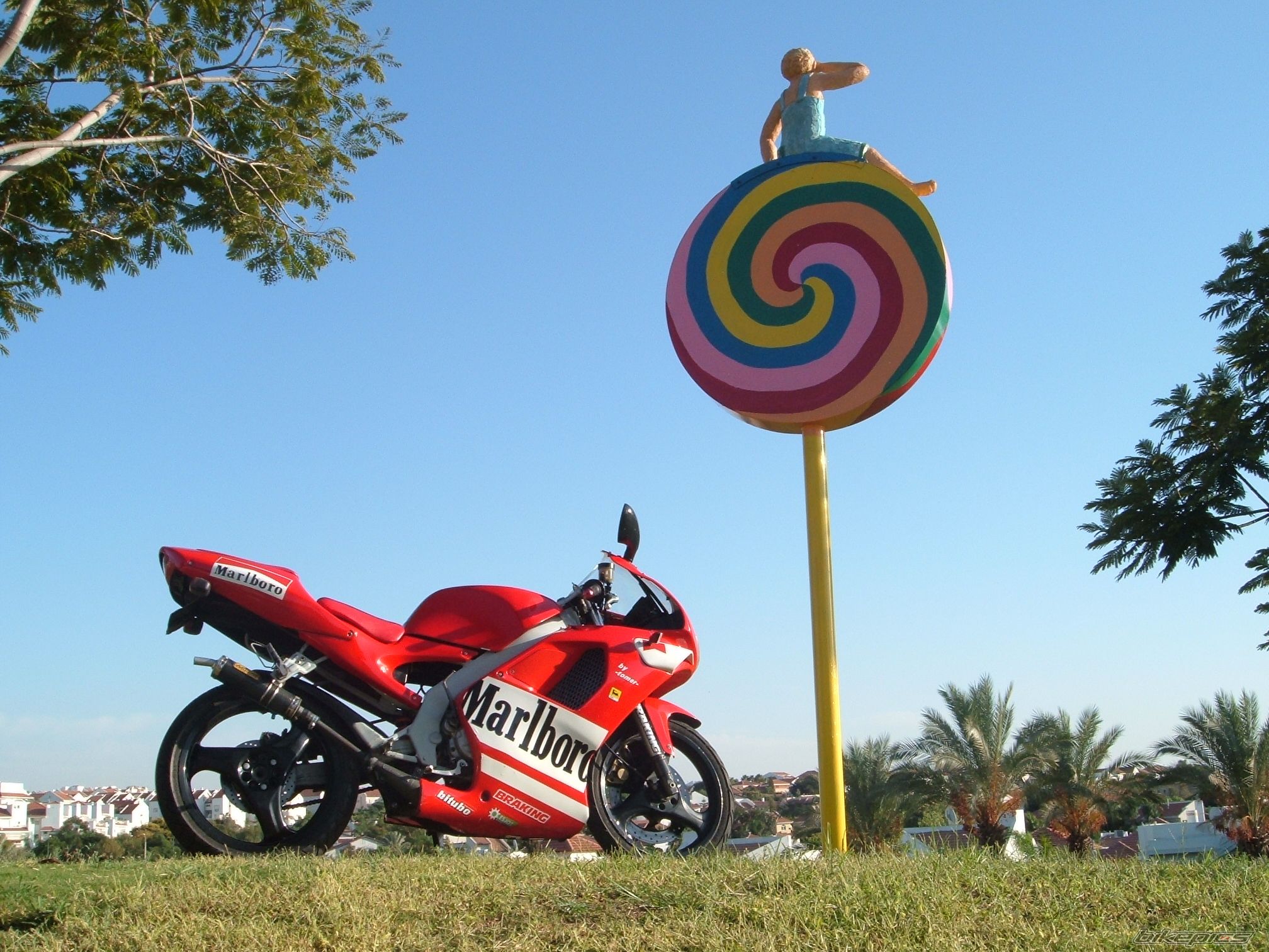 Bike Photo 699423