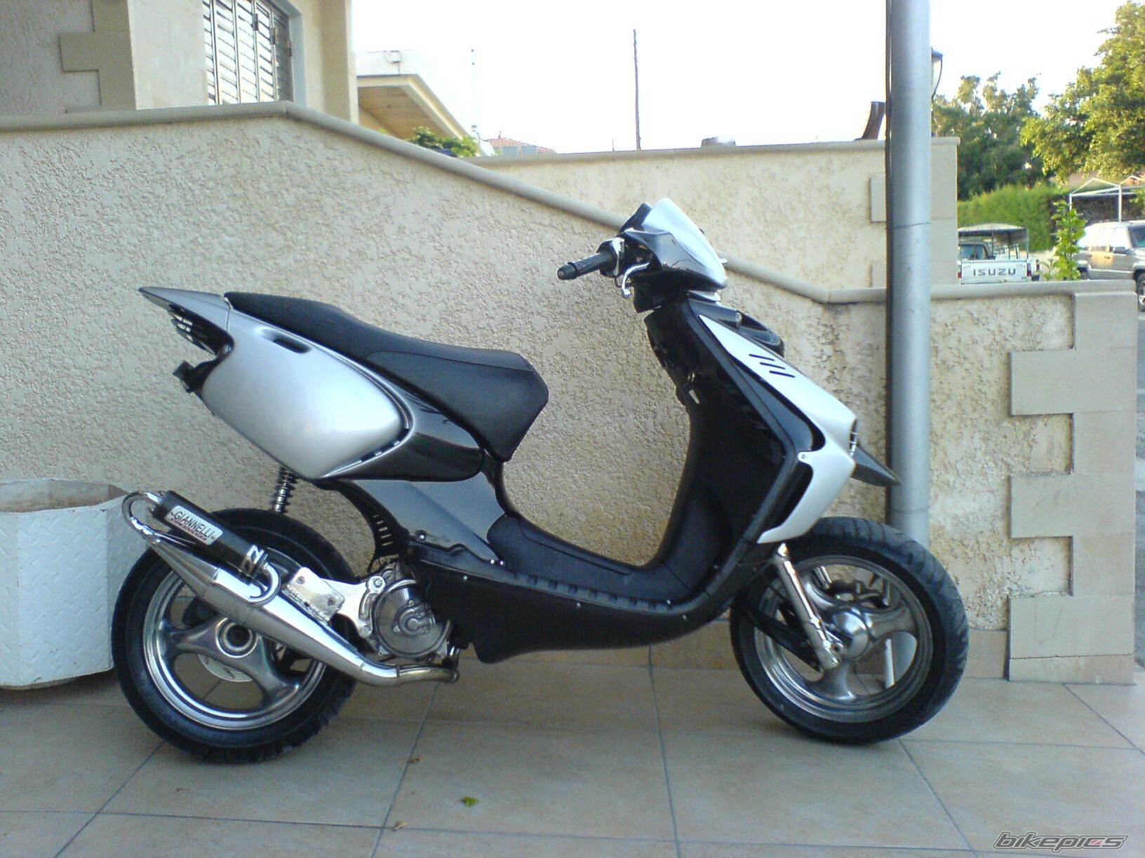 Bike Photo 699637