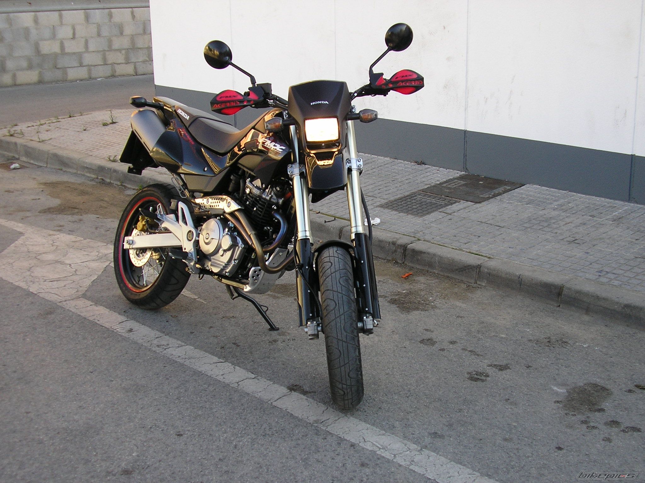 Photo 699776