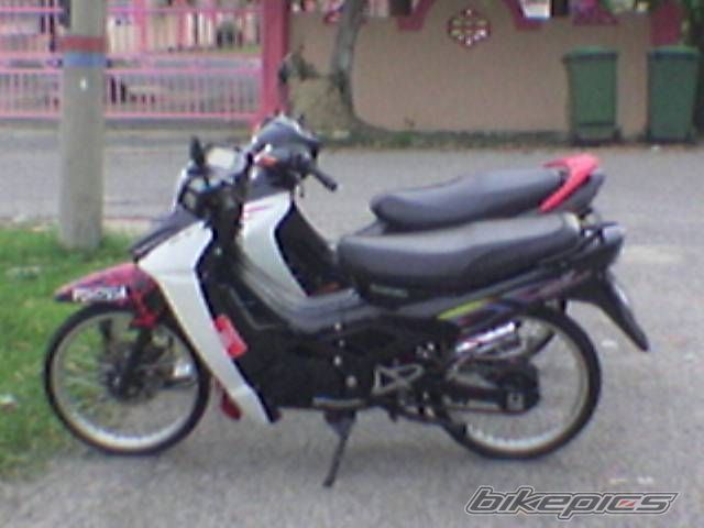 Photo 699896