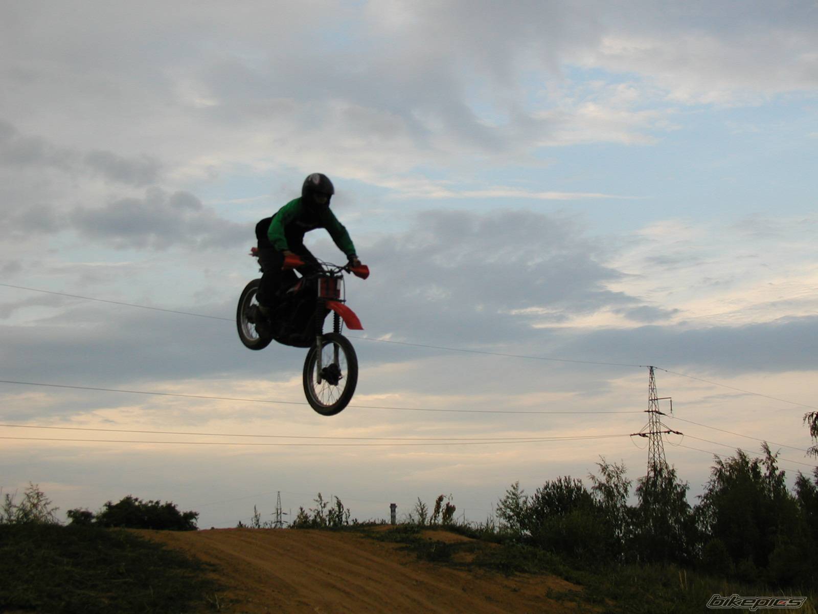 Photo 69995