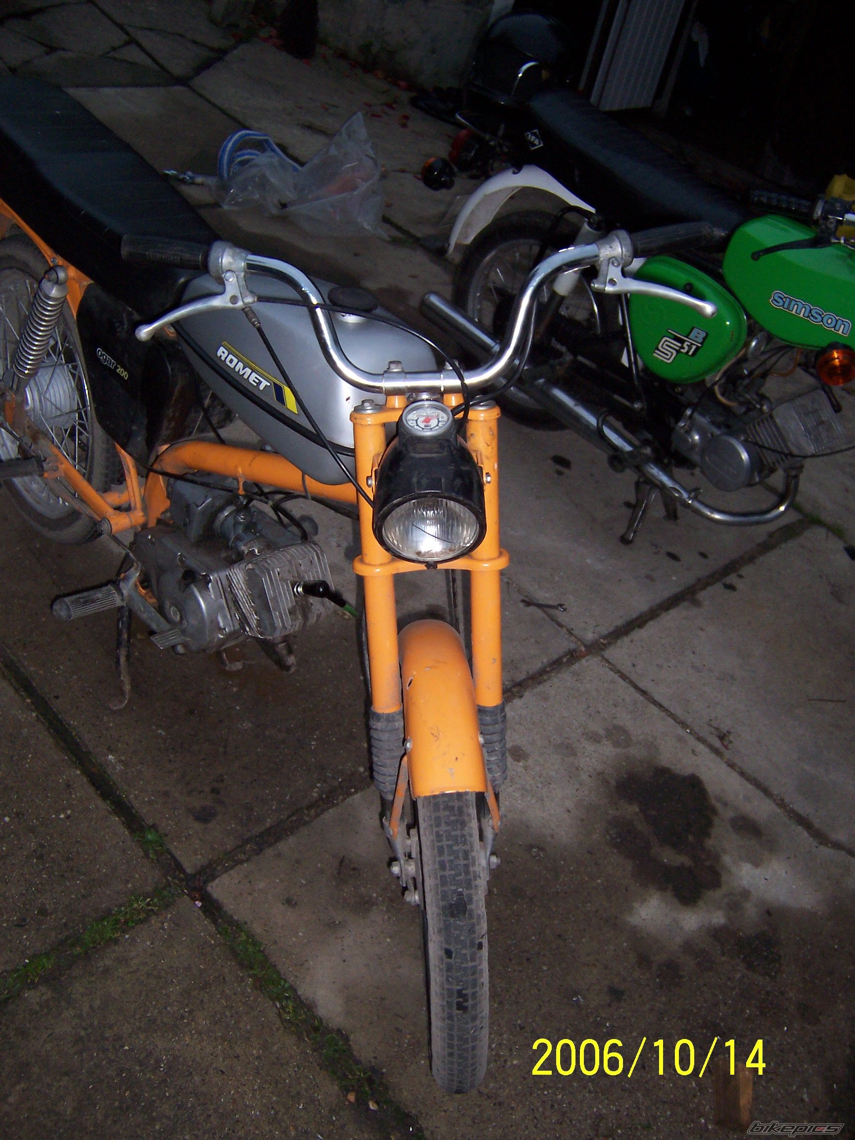 Photo 700893