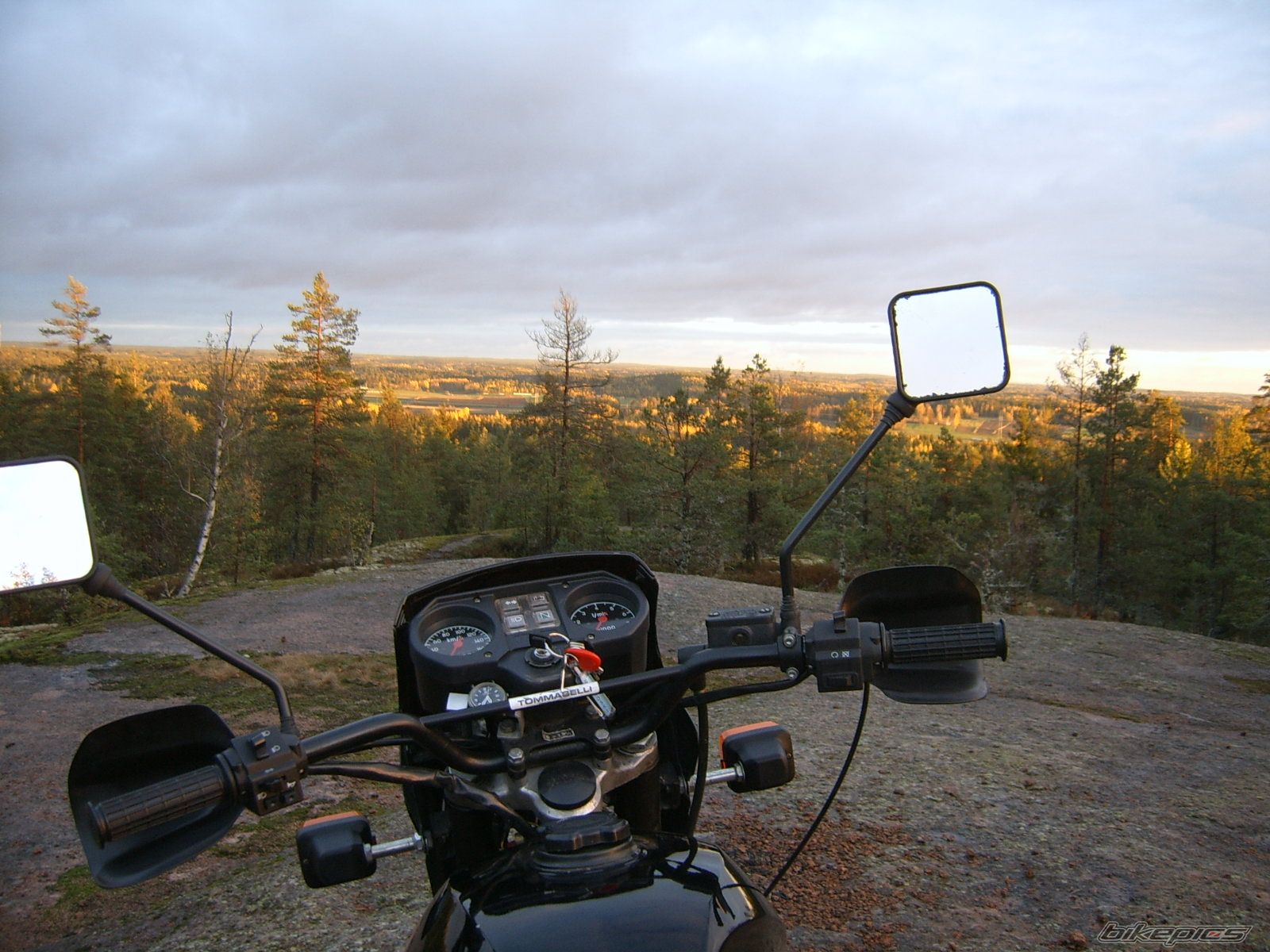 Bike Photo 700898