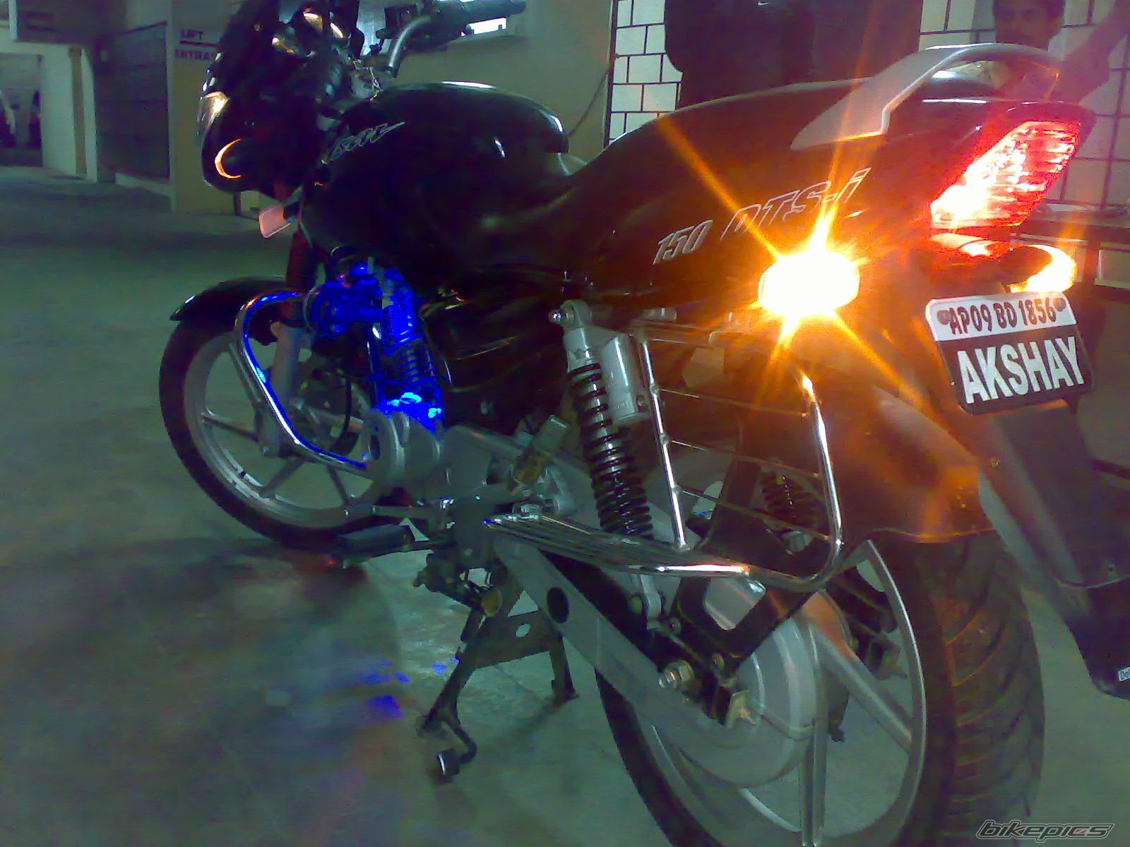 Photo 700953