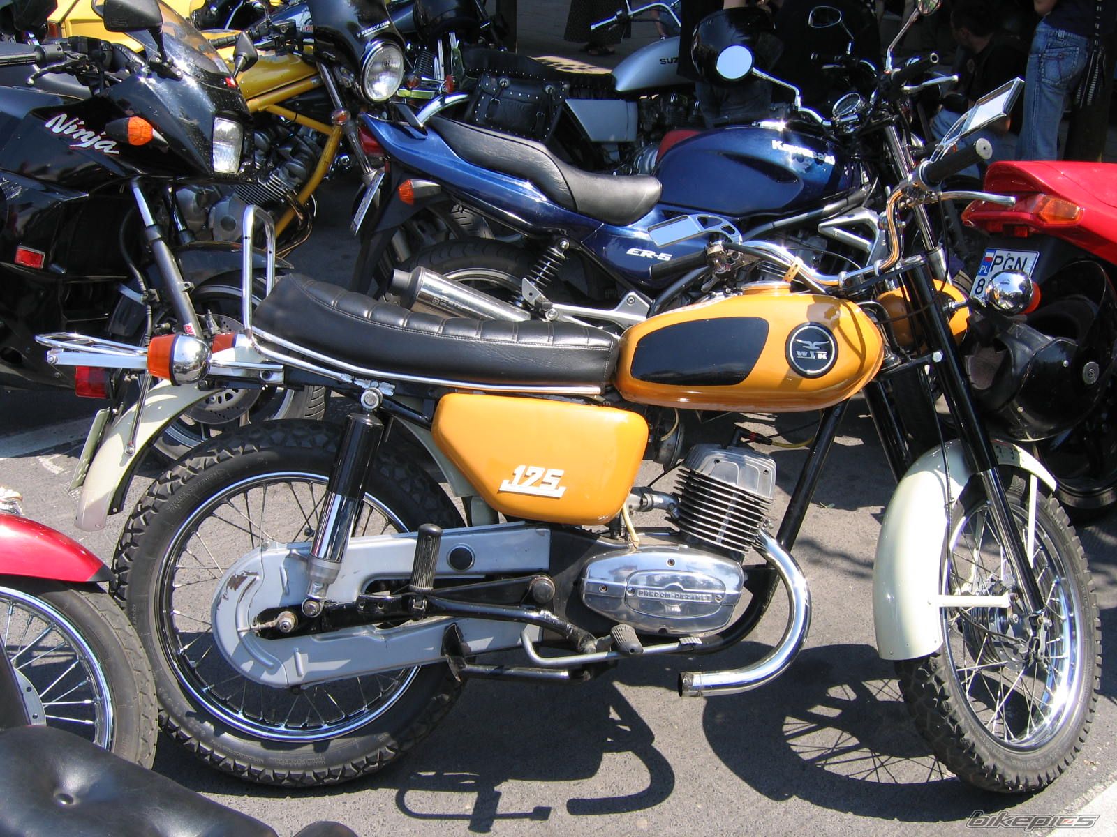 Bike Photo 701179