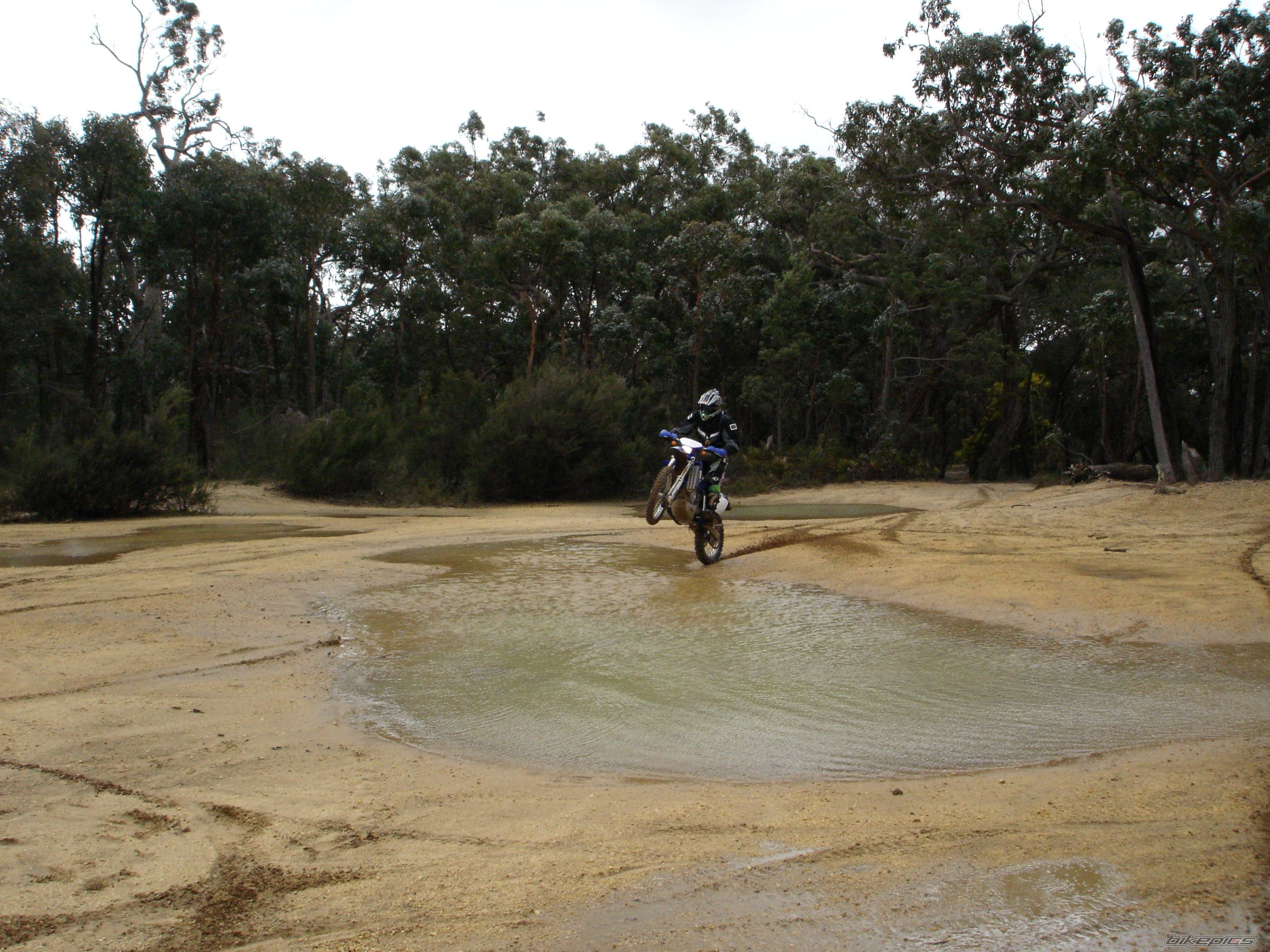 Bike Photo 704428