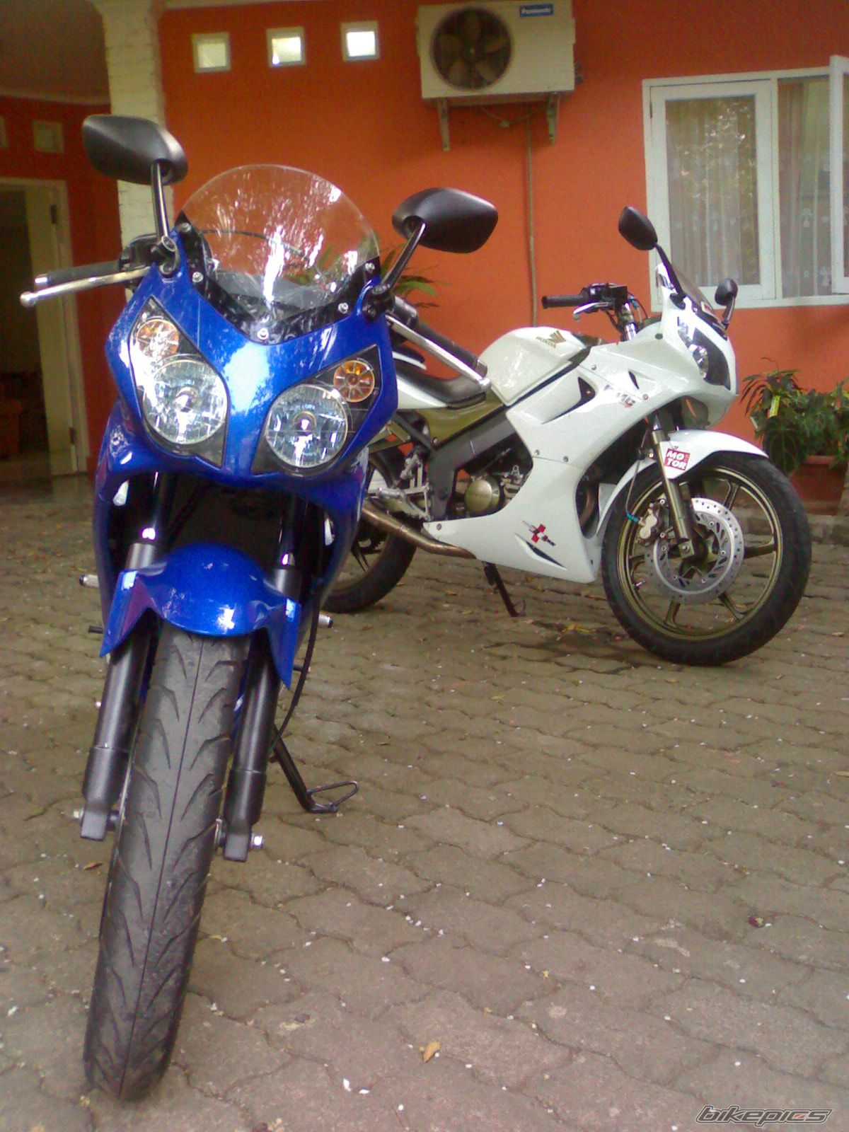 Photo 704437
