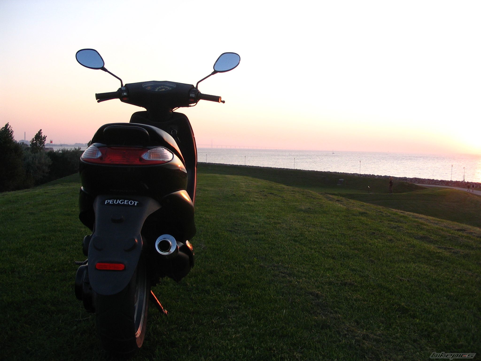 Bike Photo 705975