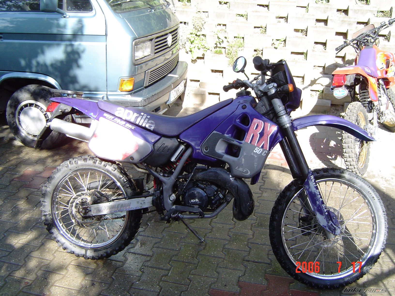 Photo 716865