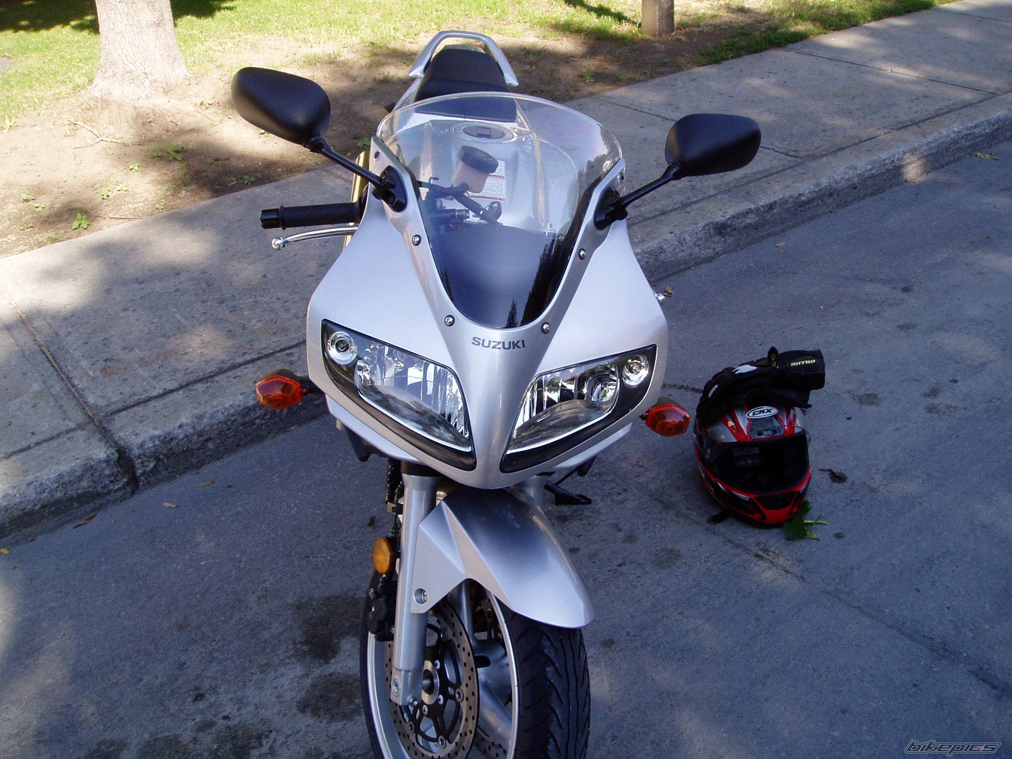 Photo 72100