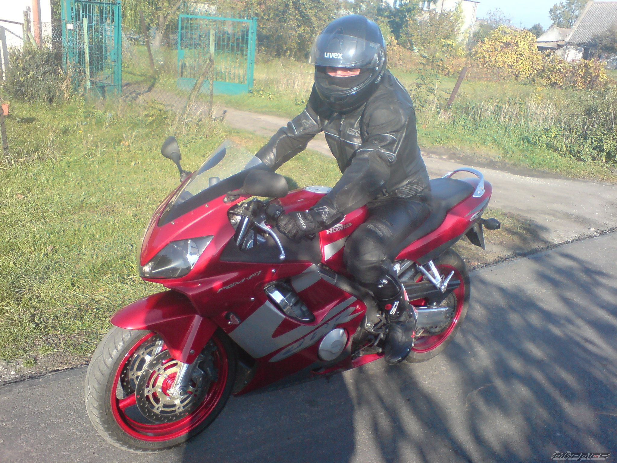 Photo 723893