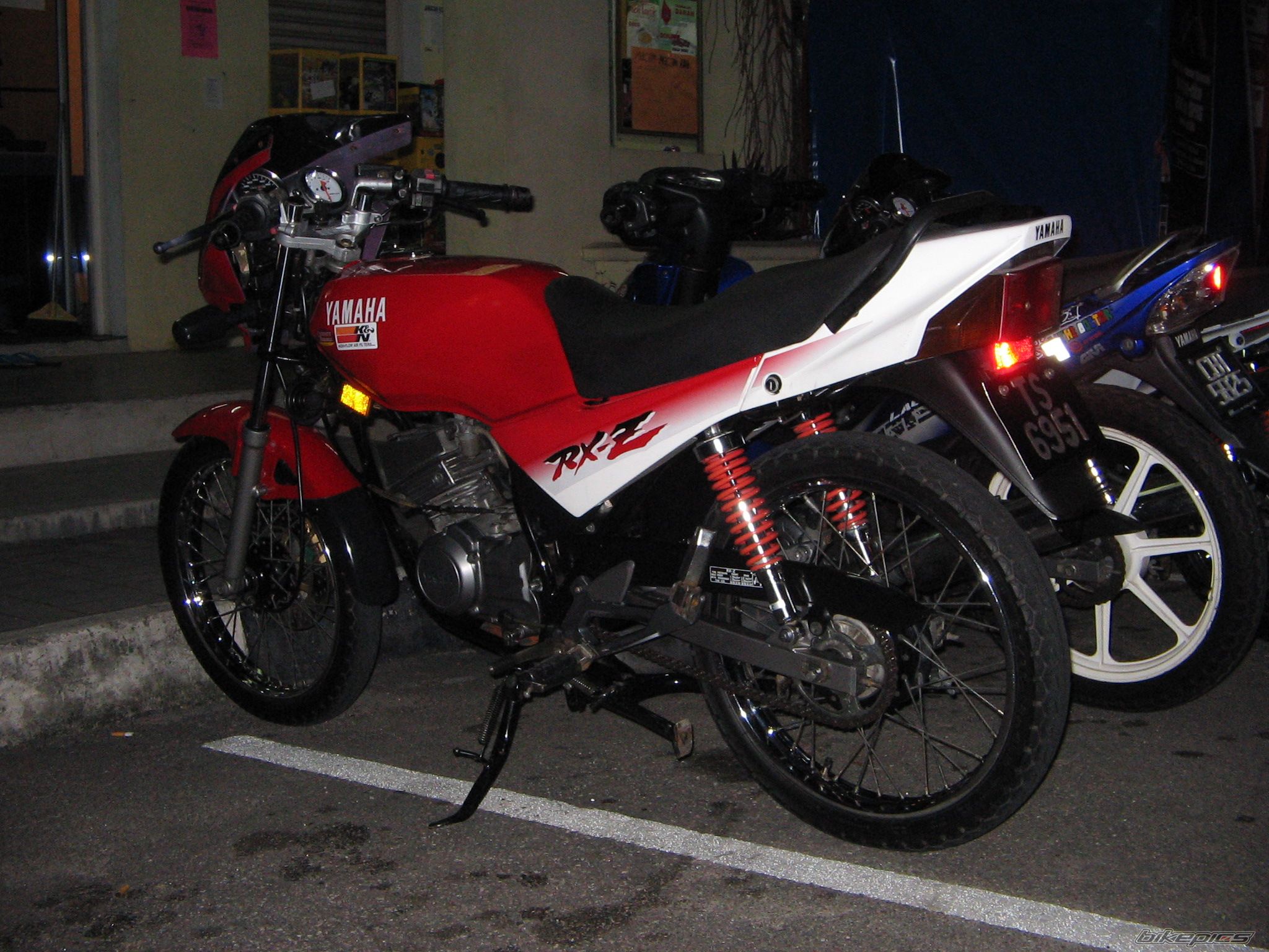 Photo 725992