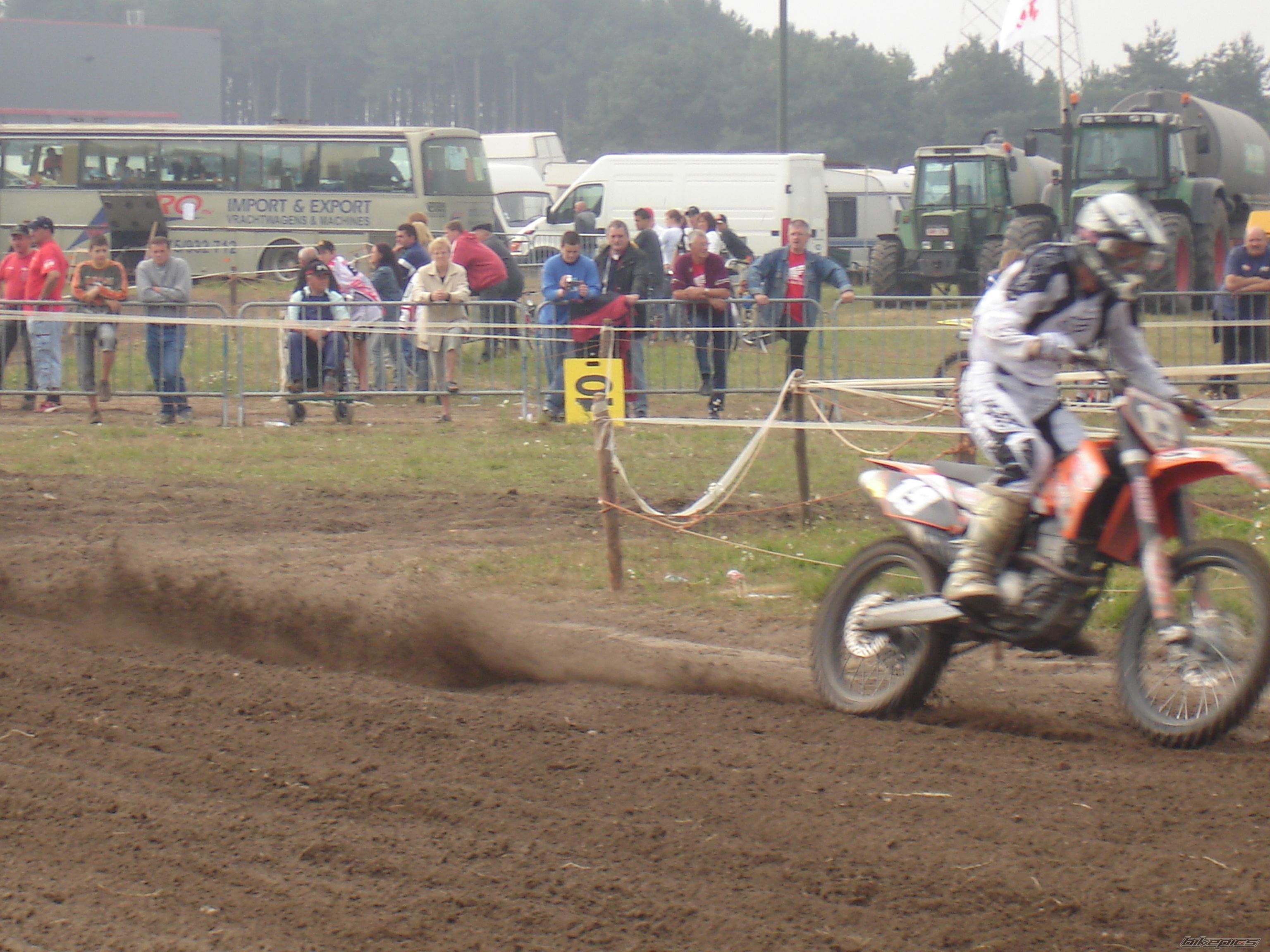 Photo 729512