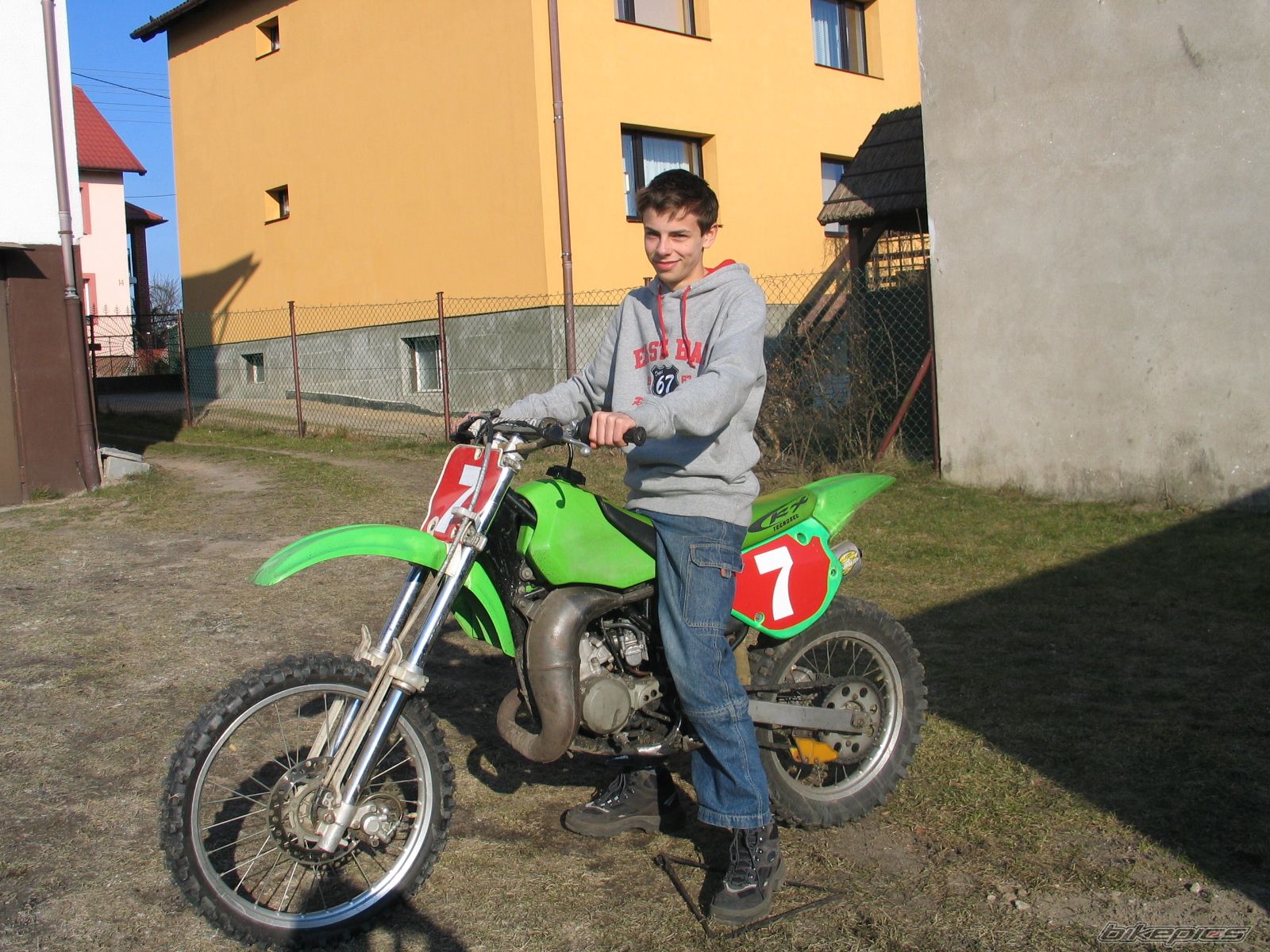 Photo 734216