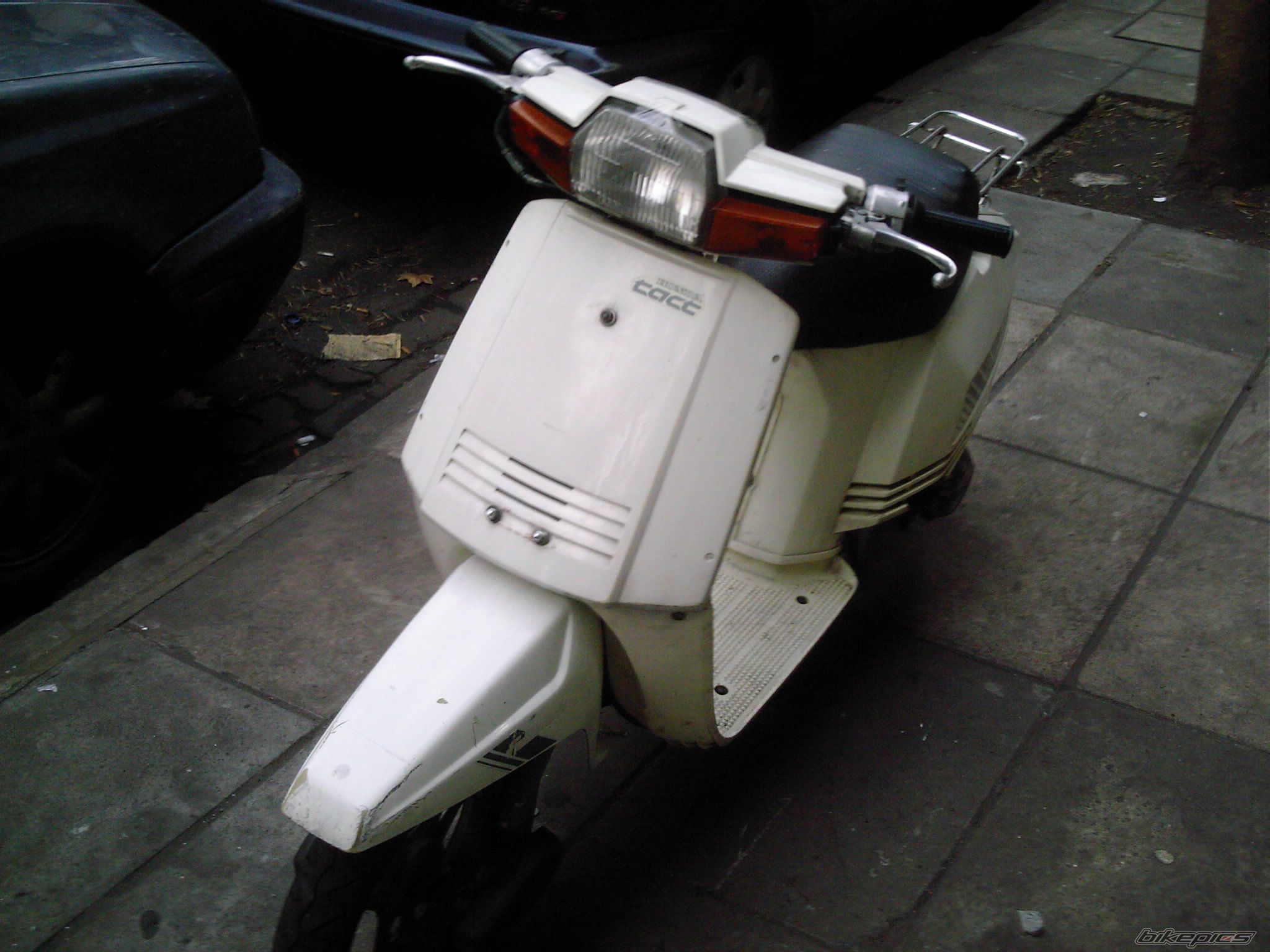 Photo 736480