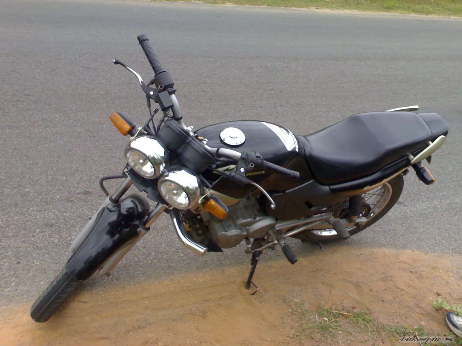 Photo 736963