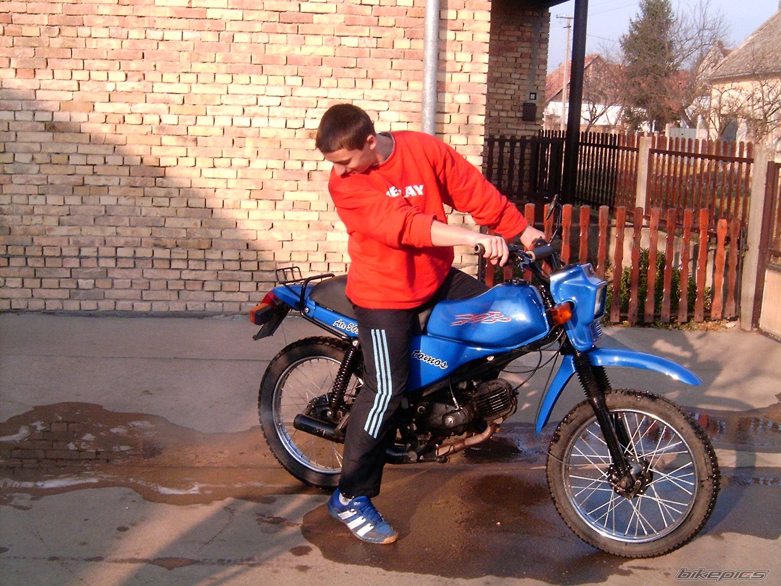 Bike Photo 737677