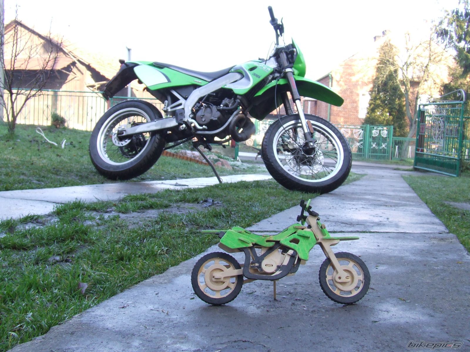 Bike Photo 738201