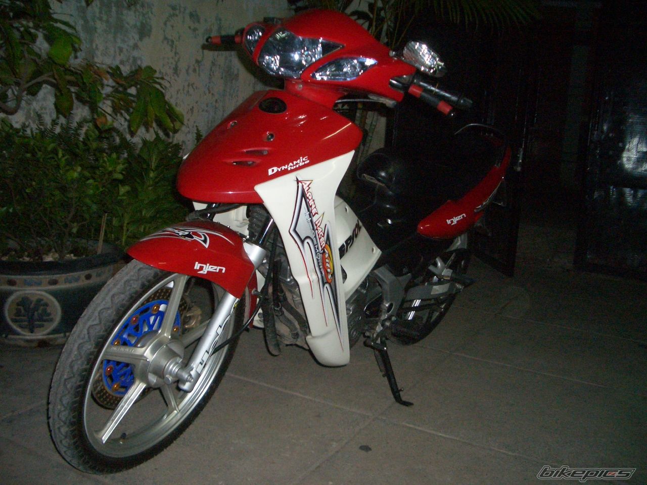 Photo 738856