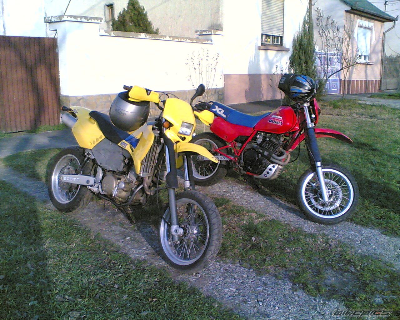 Photo 738875