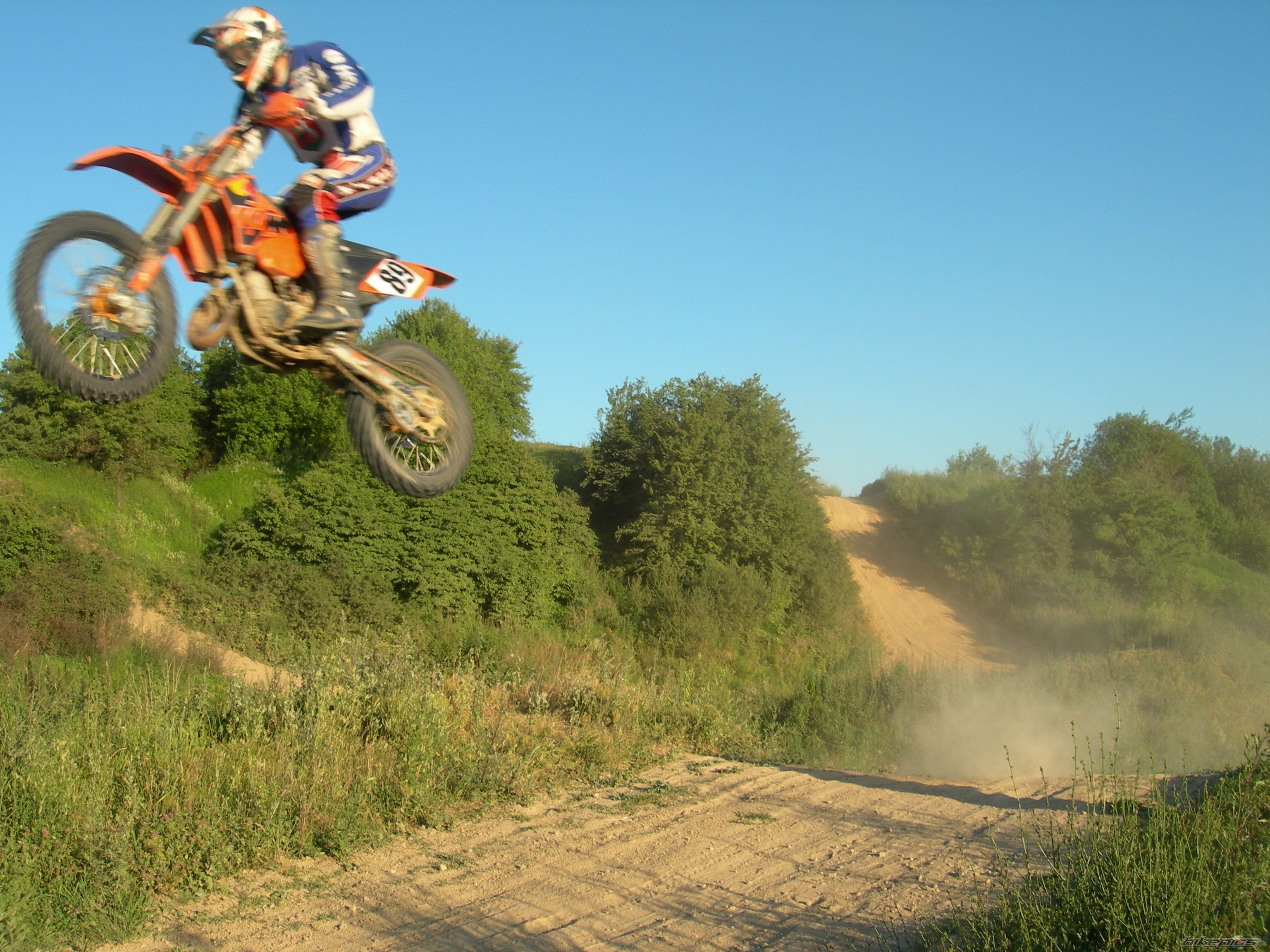 Bike Photo 739608