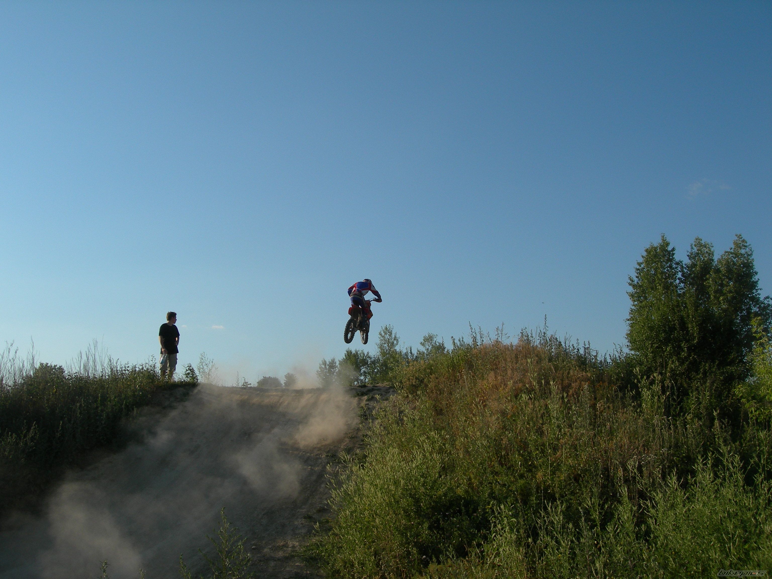 Bike Photo 739611