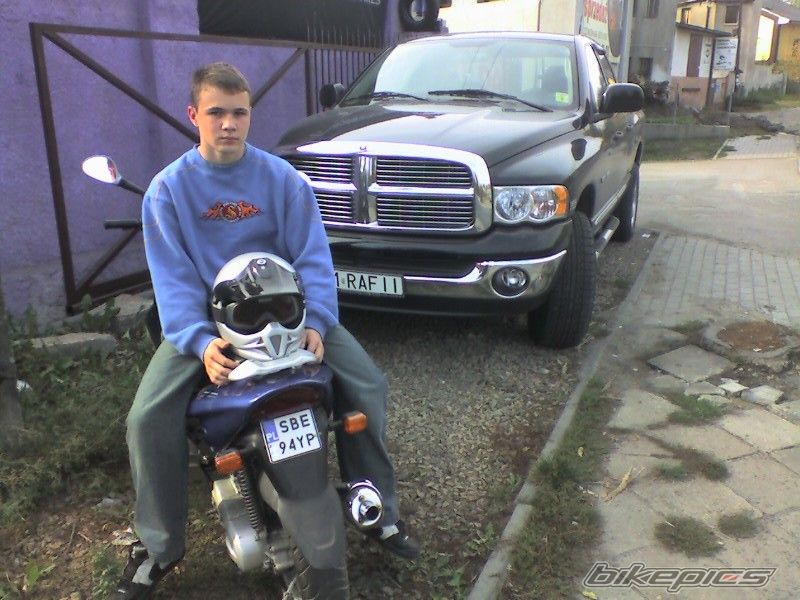 Photo 739825