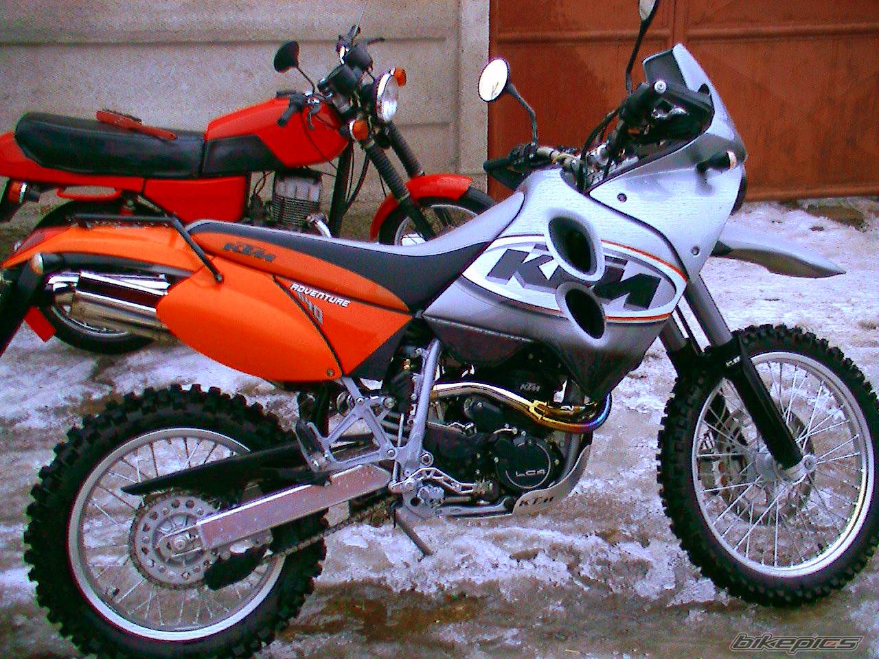Photo 74001