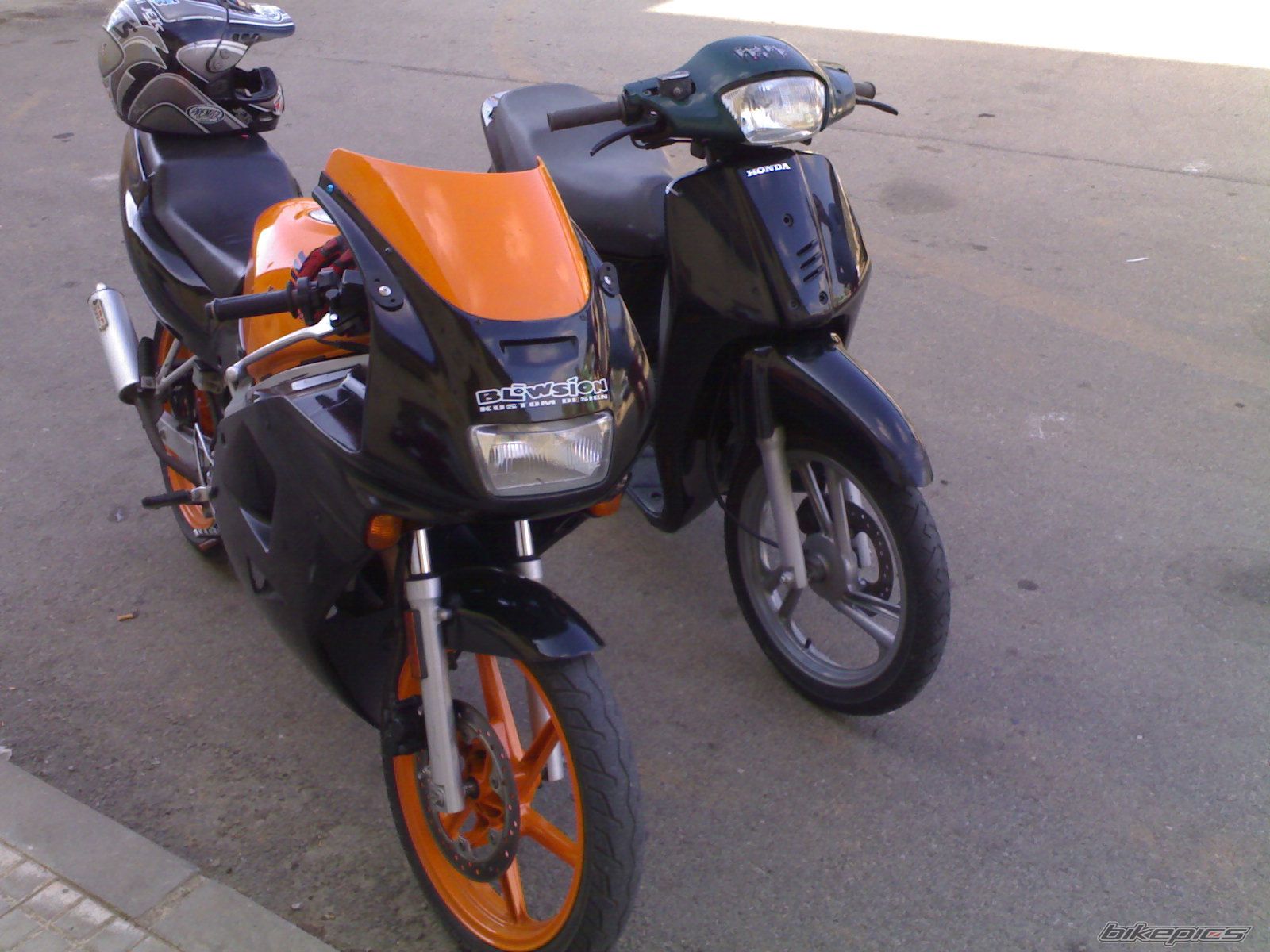 Photo 740359
