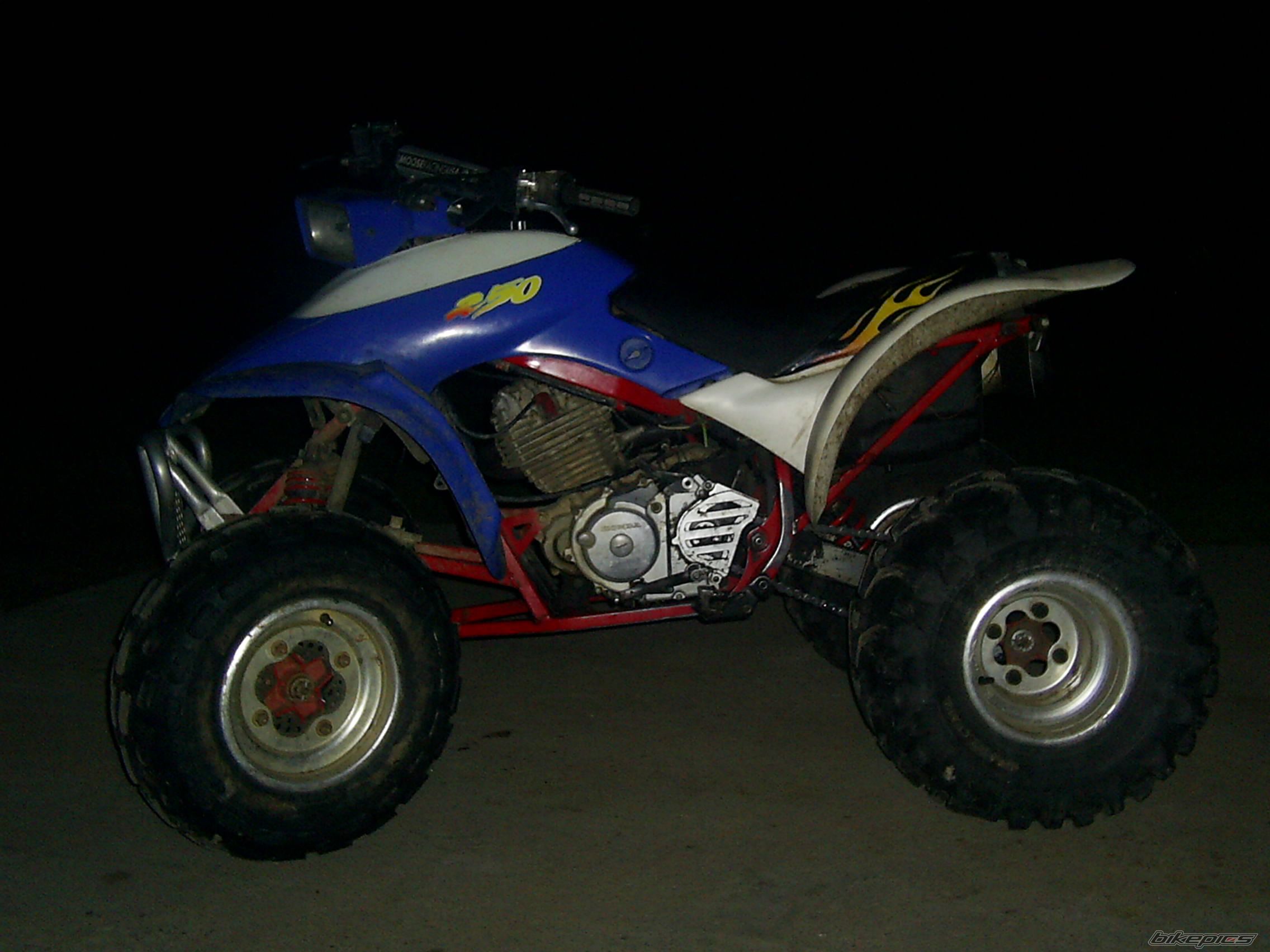 Photo 741275