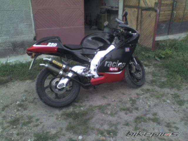Photo 742044