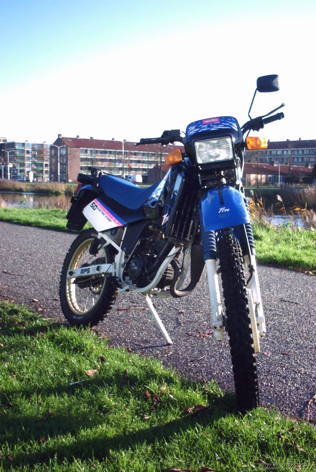 Photo 742424