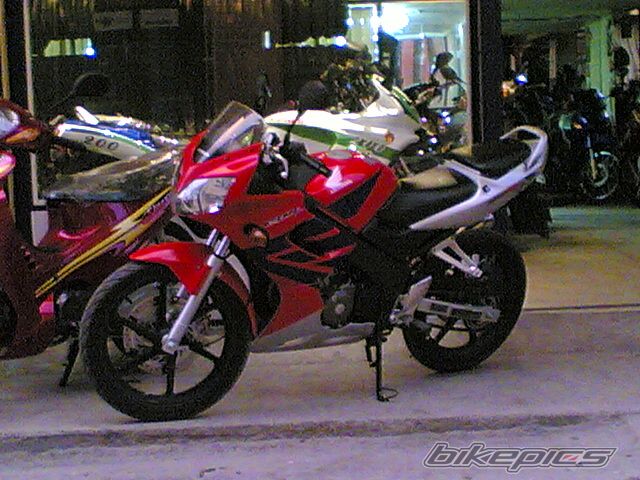 Photo 742875