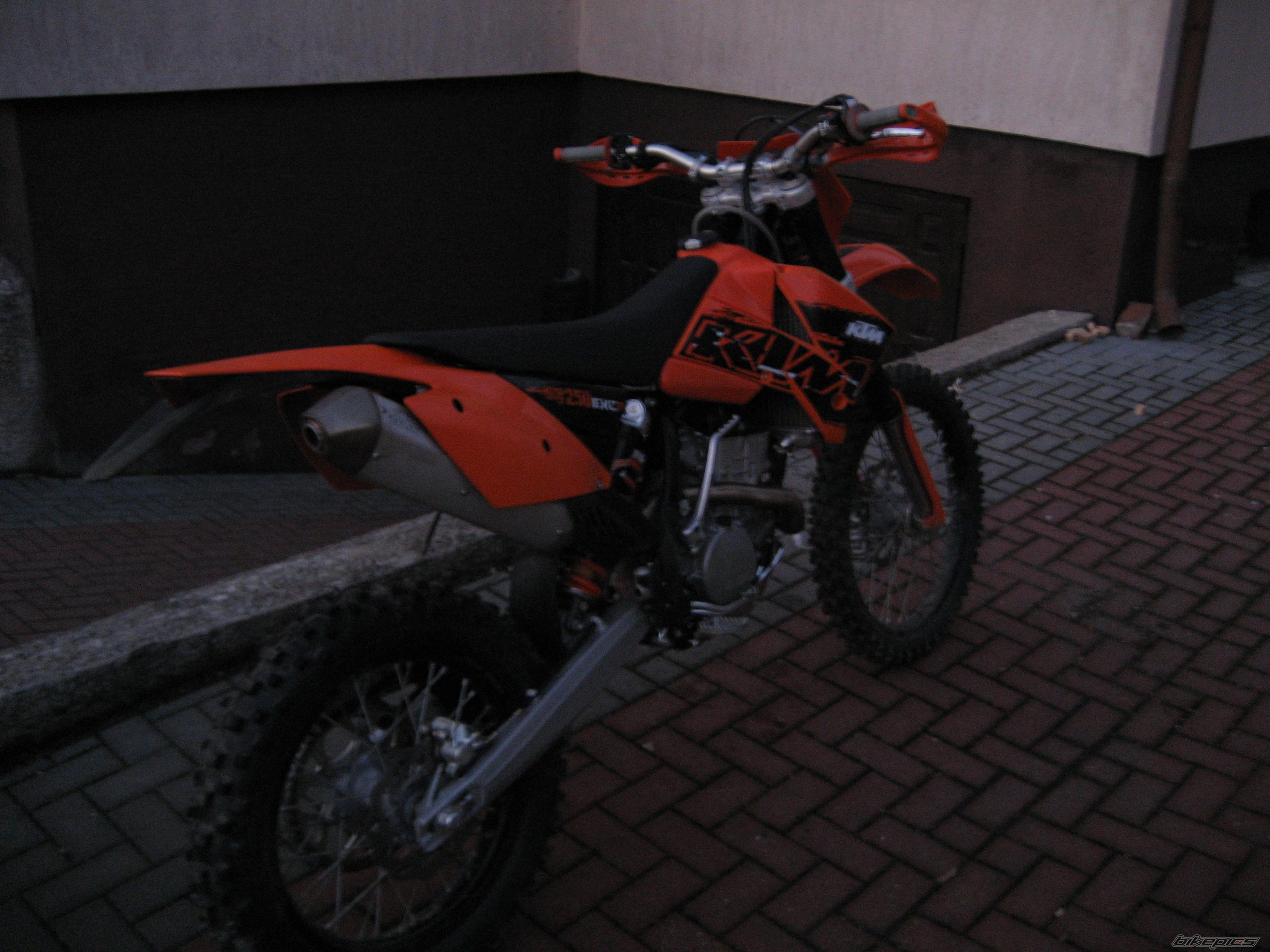 Photo 743298