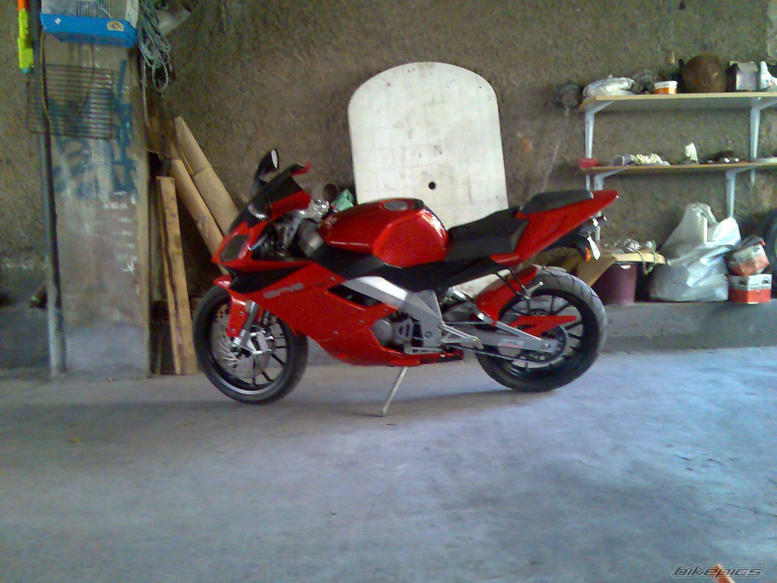 Photo 743409