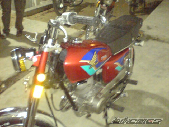 Photo 745118