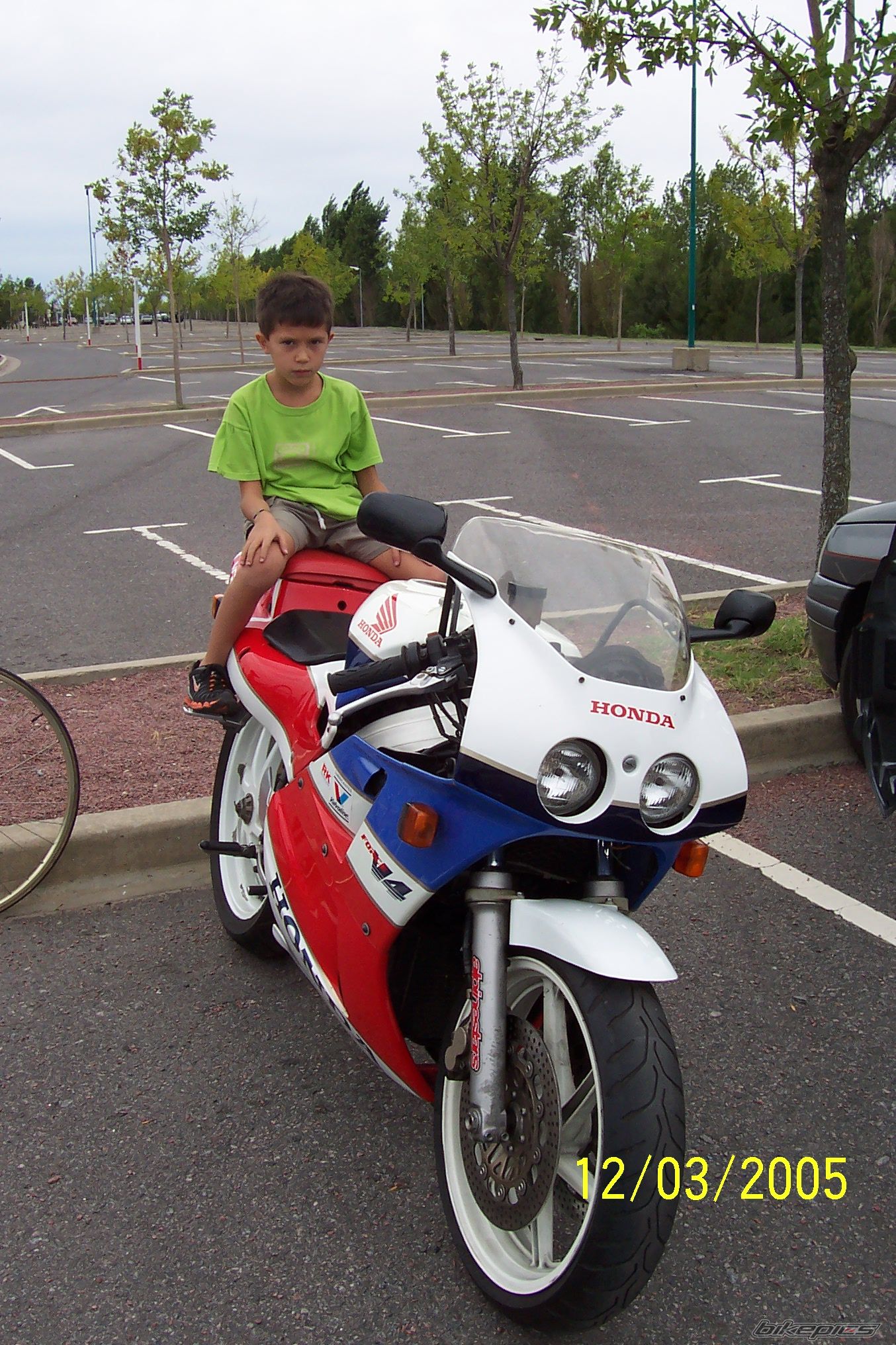 Photo 745426