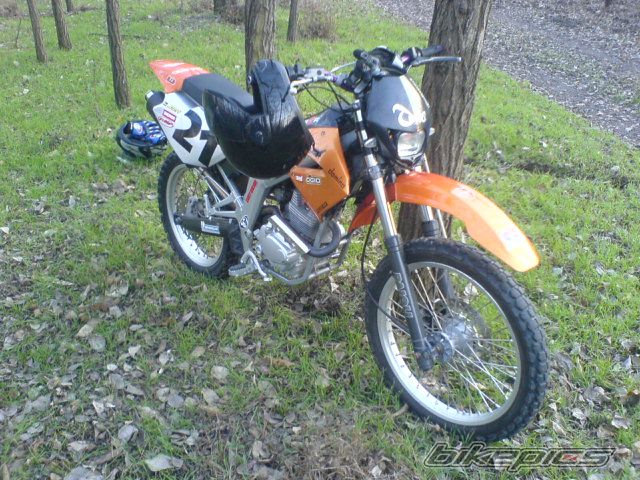 Photo 745456