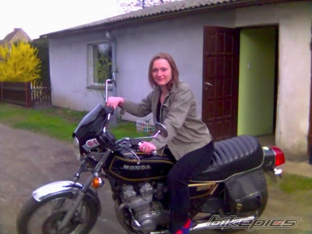 Photo 745537